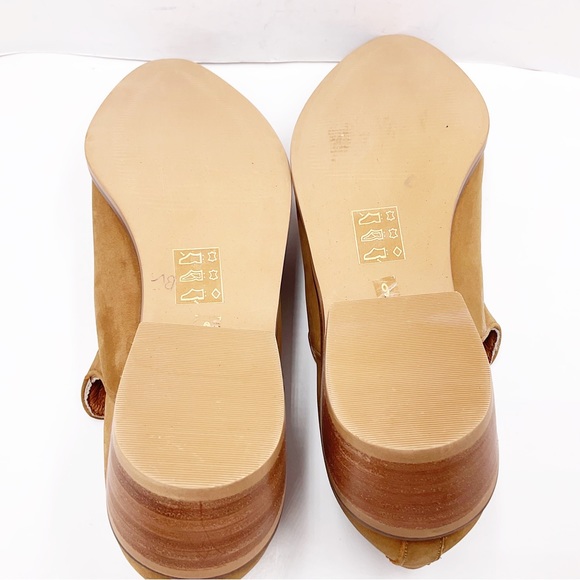 {ARTISAN BY ZIGI} Adal Pointed Toe Block Heel Slip On Leather Booties - Picture 13 of 16